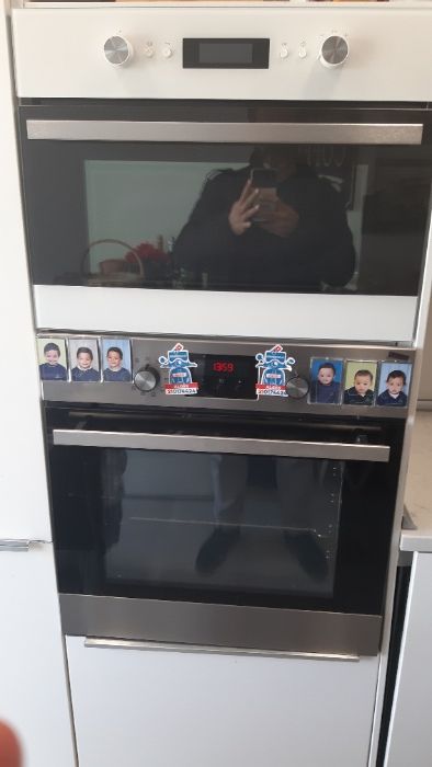Forno e Microondas Combinado num só de GAMA ALTA IKEA como NOVO.