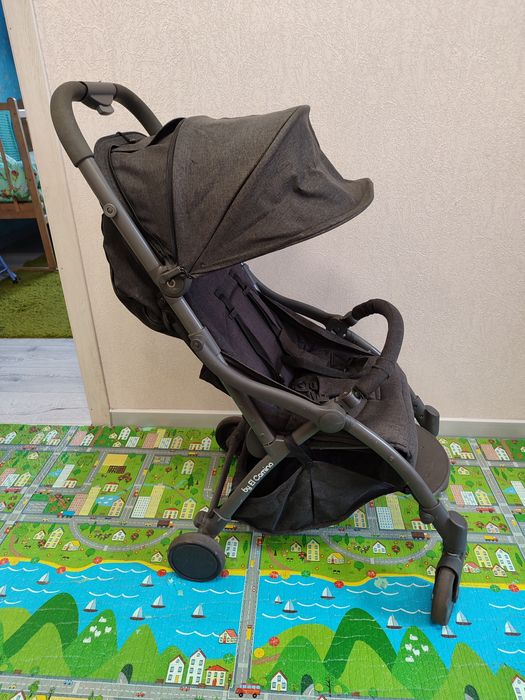 Прогулянковий візок