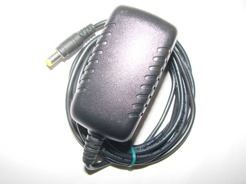 Блок питания, сетевой адаптер AMIGO 5 V - 1 A; AC/DC Adaptor 12 V – 0,6 A