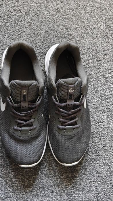 Кросовки Nike REVOLUTION  оригинал