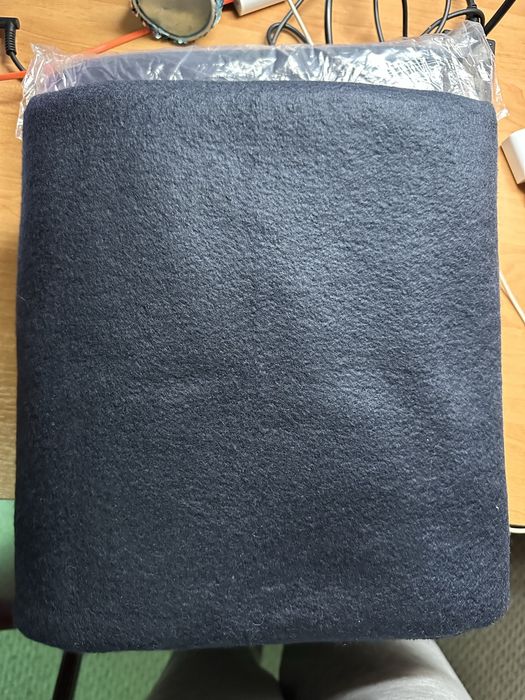 Продам новые пледы