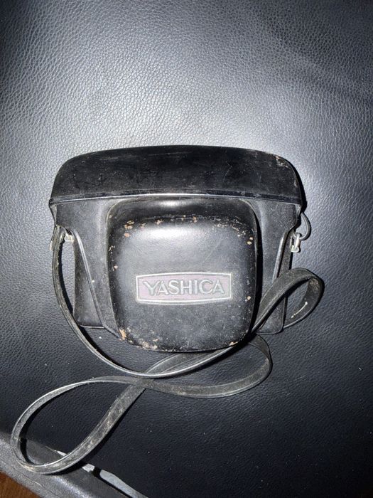 Maquina fotografica Yashica