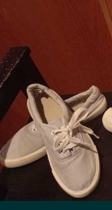 Sapatilhas Primark tamanho 36