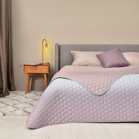 Покривало двостороннє. Дуже гарне. Різні кольори. Фабрика: IDEIA.