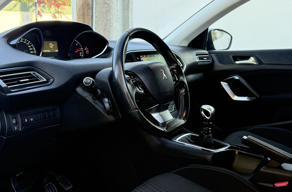Peugeot 308 1.6 HDI •202.000Km• Nacional
