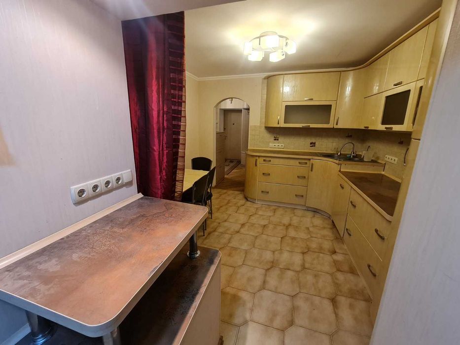 Здам 2 кімнатну квартиру за адресою Урлівська 4,Позняки, ТЦ River Mall