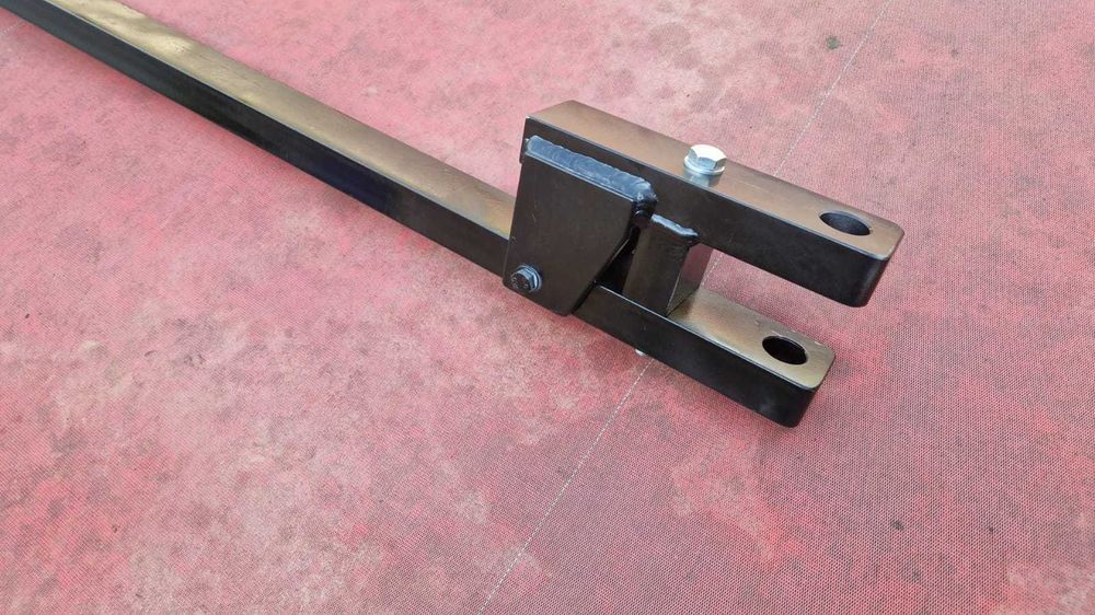 Zaczep dolny - listwa CASE 5120 - 5150, MX 100 - 135