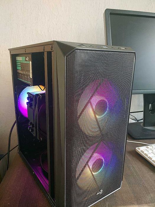 (зарезервовано) Ryzen 5600G + B550 + SSD 256 Gb + RAM 16 Gb + Aerocool CS-107-A-V2 600W
