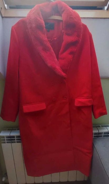 Czerwony płaszcz