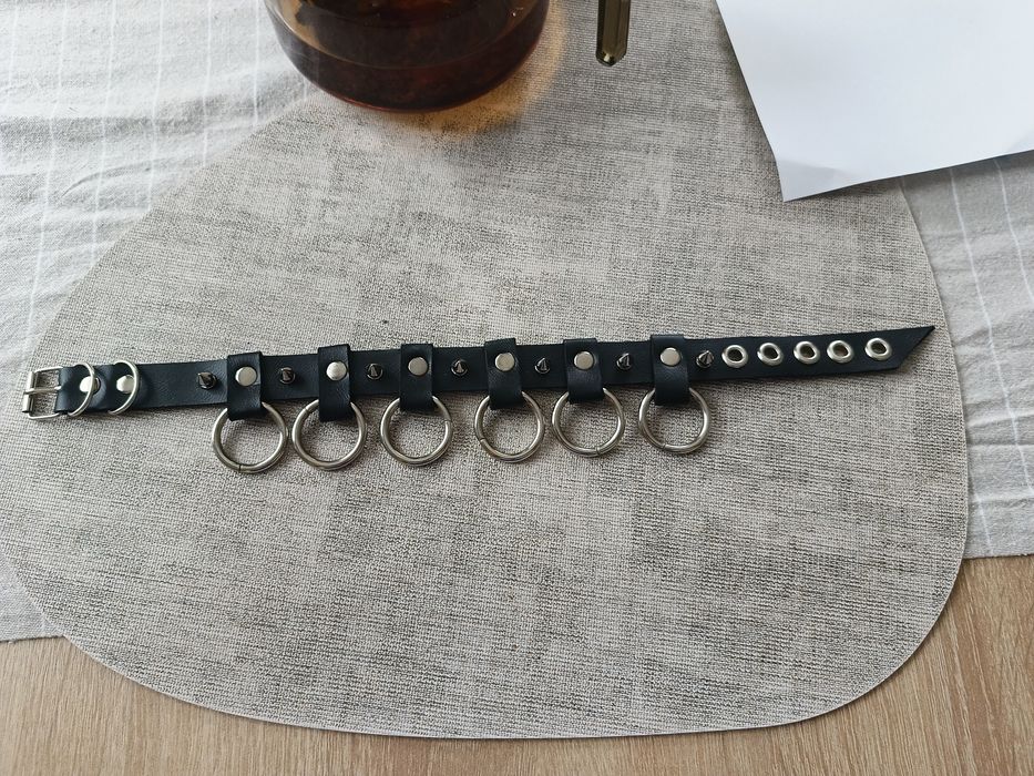 Skórzany choker  na szyję z kółkami