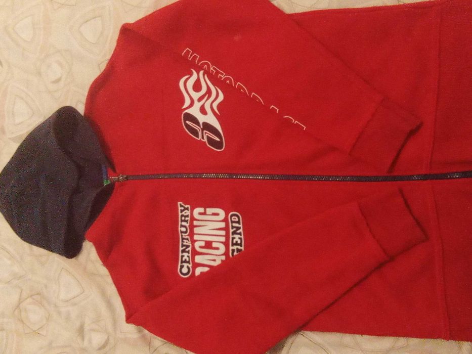 Casaco com capuz "Benetton"- T11/12 anos