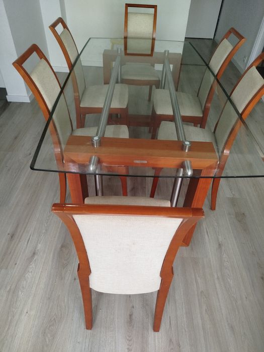 mesa com 6cadeira