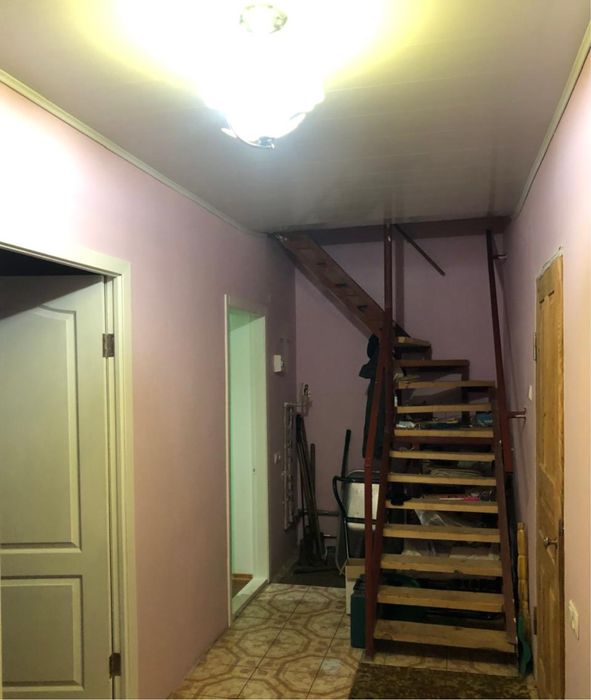 Продам дачу біля лісу