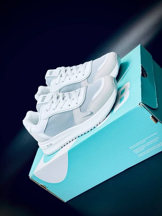 Кроссовки на каждый день Nike /сеточные легкие Найк женские кожаные