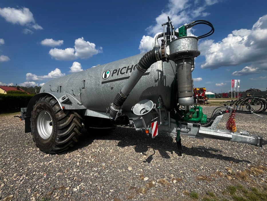 Wóz asenizacyjny PICHON TCI 11350 R  11.800 litrów
