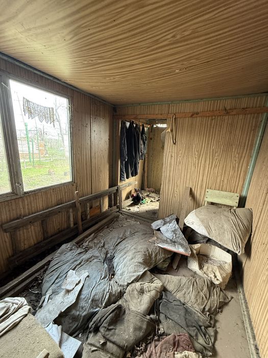 Металлический вагончик,сторожка,маленький домик