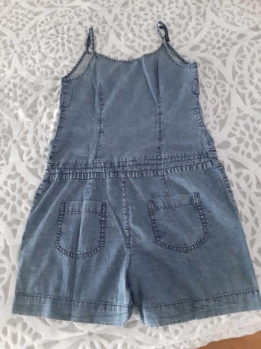 Macacão de ganga de alças e calção