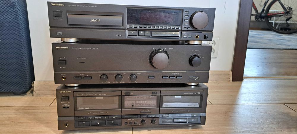 Wieża Technics - Compact Disc PLAYER, Wzmacniacz TECHNICS SU-810 2x45W , Magnetofon Model: Technics RS-TR265