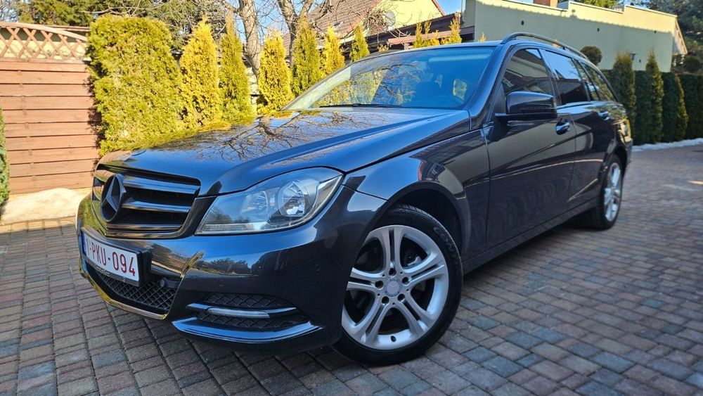 Mercedes-Benz Klasa C 2,2 *AVANTGARDE * LEDy* nawigacja * półskóry