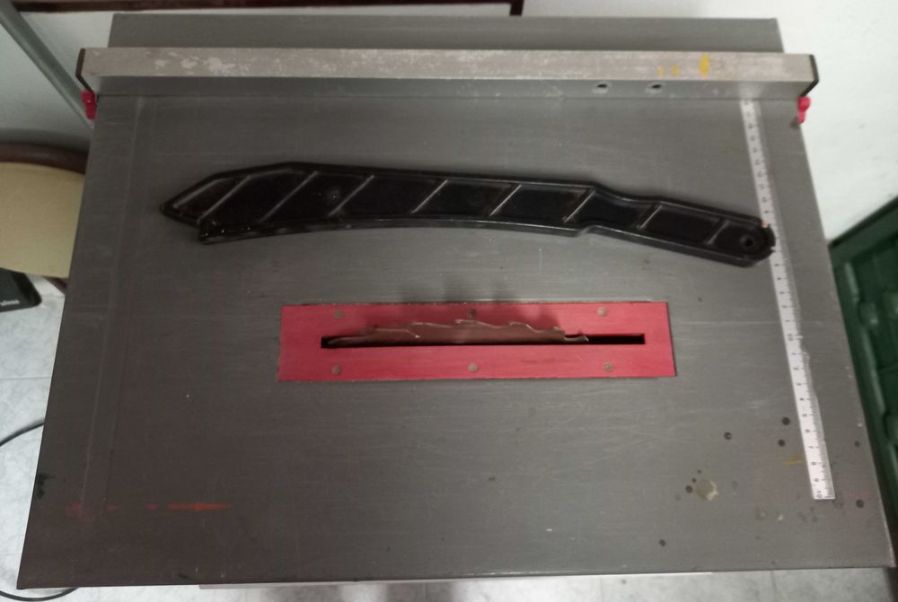 Serra de mesa Einhell TK 720/1