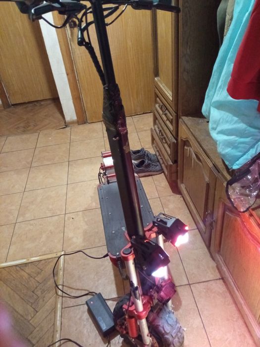 Продам електро самокат GIGANT Outlander M11