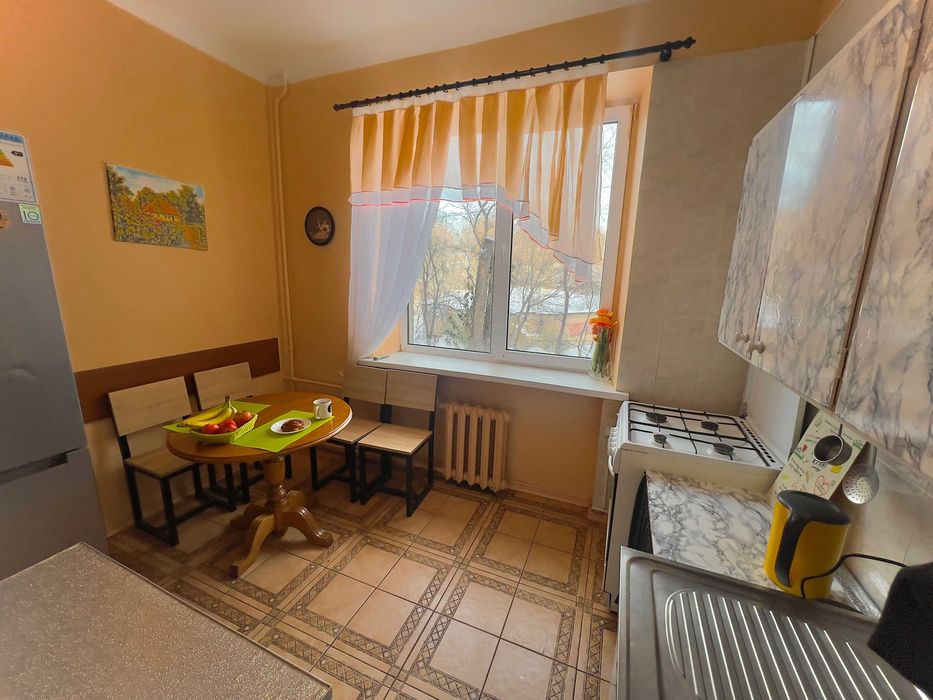 Хостел метро Печерская. Самый центр Киева! Надёжно со светом.