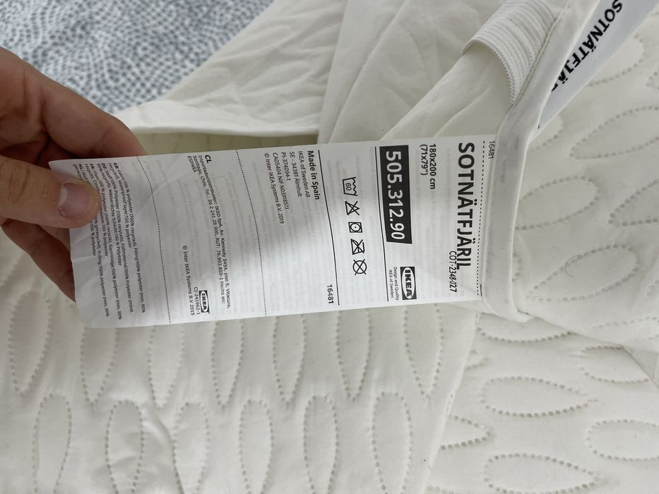 IKEA Usado -  2x Camas Utaker | 2x Colchões AFJALL | 1x Protetor Colchão Sotnätfjäril