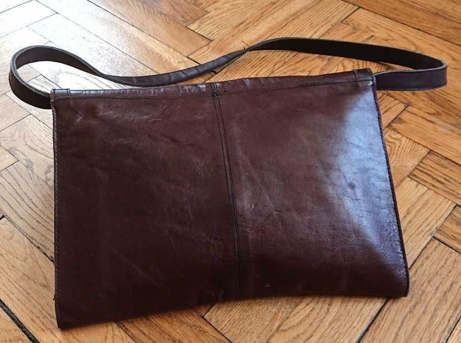 Torebka damska brązowa skóra naturalna na pasek
