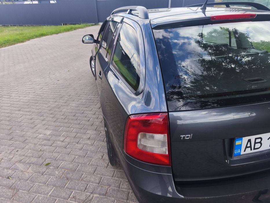 Продам skoda oktavia a5fl