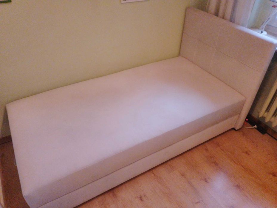 Łóżko tapicerowane 100x200 jasne