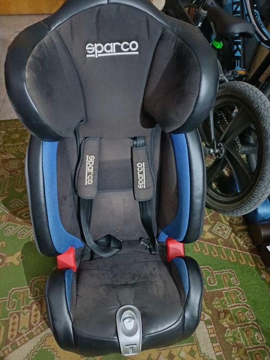 Fotelik samochodowy Sparco