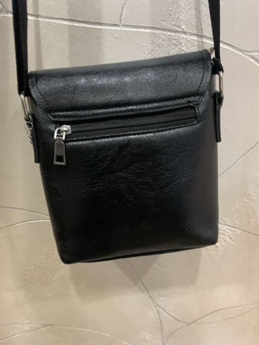 Сумки барсетки продам
