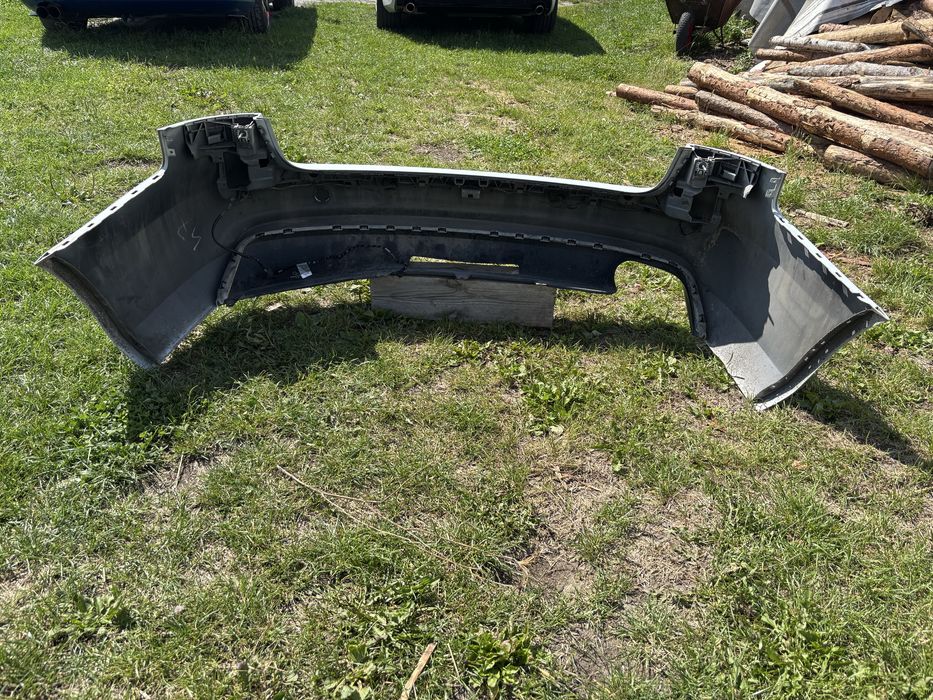 Zderzak Audi a4 b8 lift avant kombi ls9r wyciecie na hak