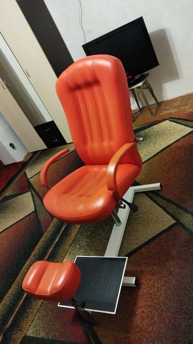 Крісло для педикюру , педикюрне крісло