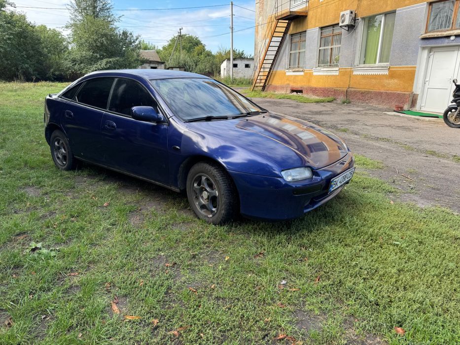 Продам мазду 323Ф