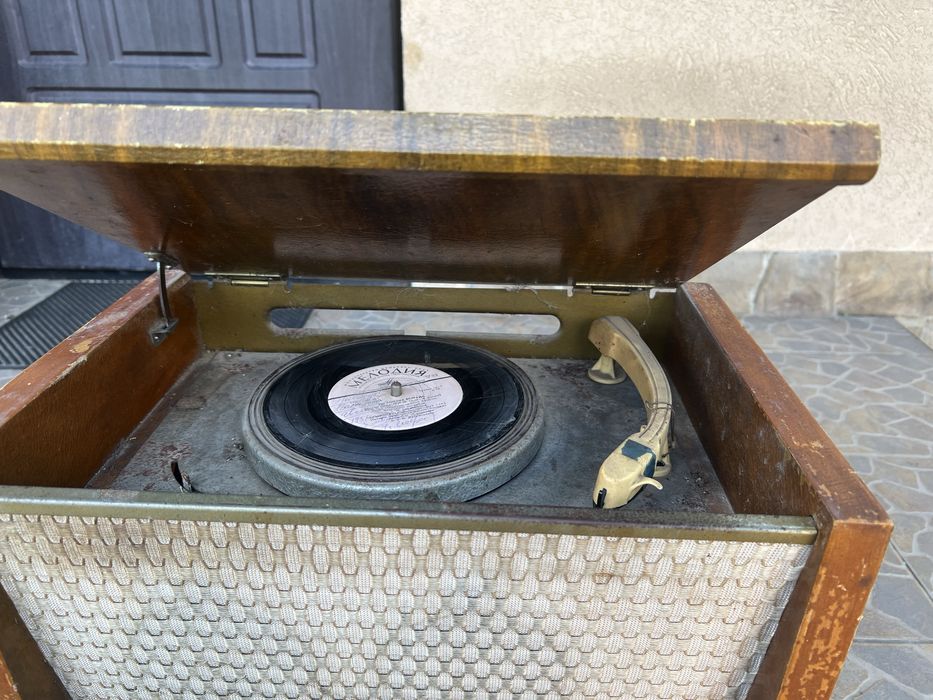 Радіола Рекорд 61