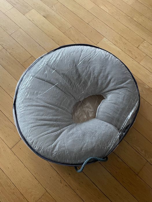 Poduszka do karmienia POOFI świetna jakościowo