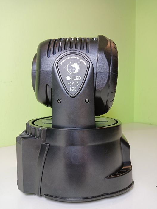 Głowa ruchoma UKING Wash 7x10w RGBW