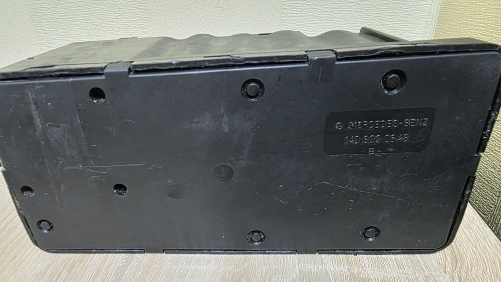 Компресор Mercedes W140