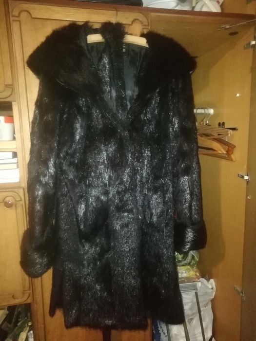 Шуба жіноча натуральна?