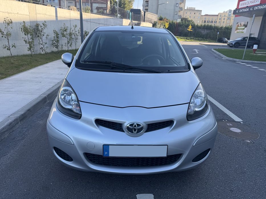 Toyota Aygo - Caixa Automática c/ GPS e CarPlay — photo 3
