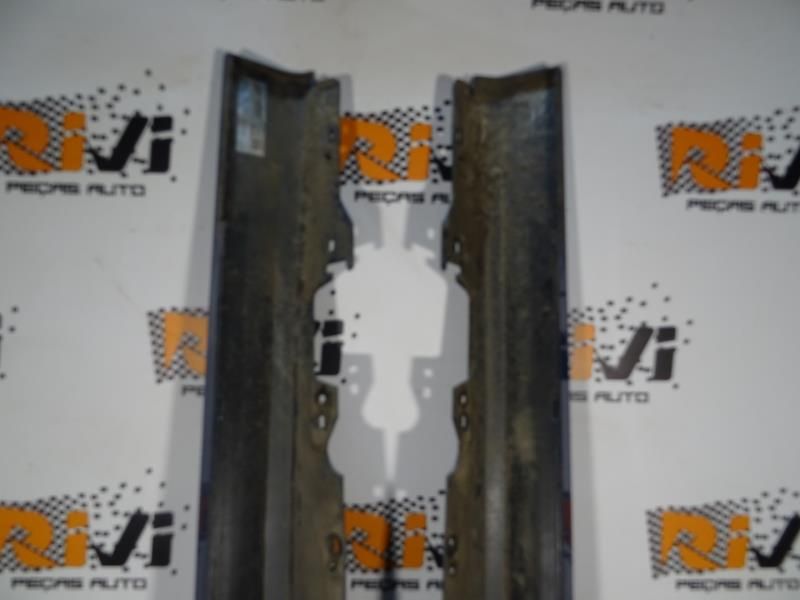 Embaladeiras BMW 1 (F20)