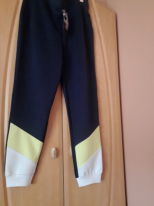 Nowe spodnie damskie