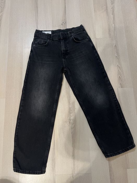 Стильные джинсы Zara на мальчика 10-11 лет
