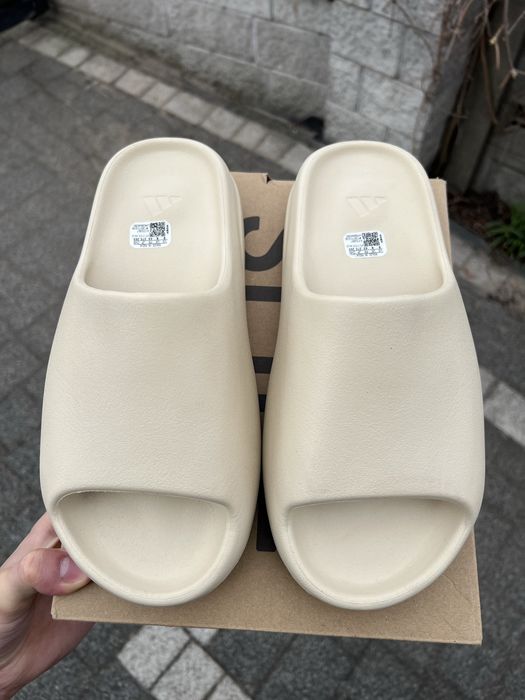 yeezy slide bone w Twojej okolicy? Sprawdź kategorię Moda