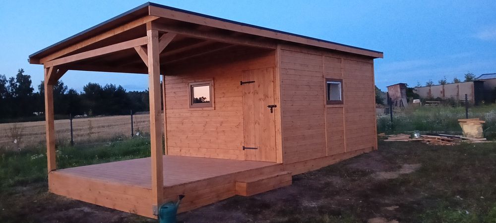 Wiaty, pergole, tarasy, place zabaw