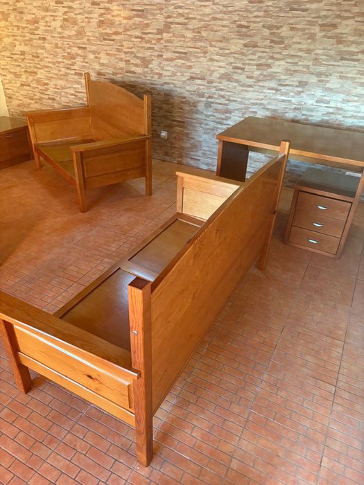 Sofás rusticos em perfeito estado