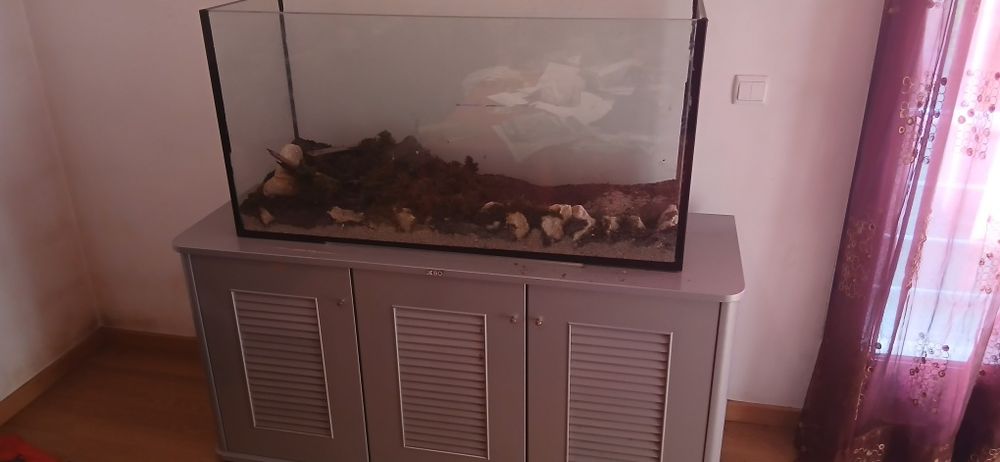 Aquário e Móvel da Jebo