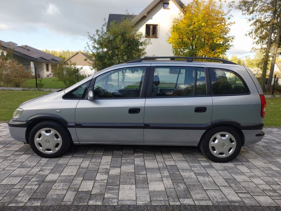 Opel Zafira 1.6 Benz.+ GAZ 7 Osobowa Stan b. dobry