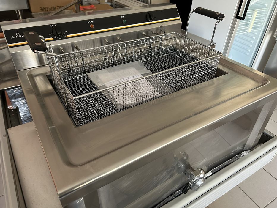 Fritadeira Industrial elétrica 20 Litros SEMI-NOVA